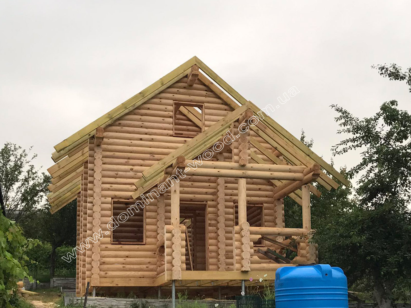 дом со сруба Постройка проекта «Скала»: бревенчатый коттедж с отделкой №10