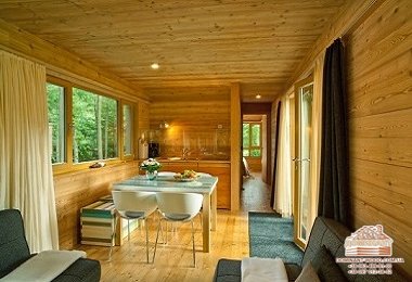 20 найменших дерев'яних будиночків на світі №23