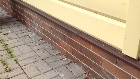 Клінкерні планки на цоколь Обираємо і встановлюємо відливи для цоколя в дерев'яний будинок №10